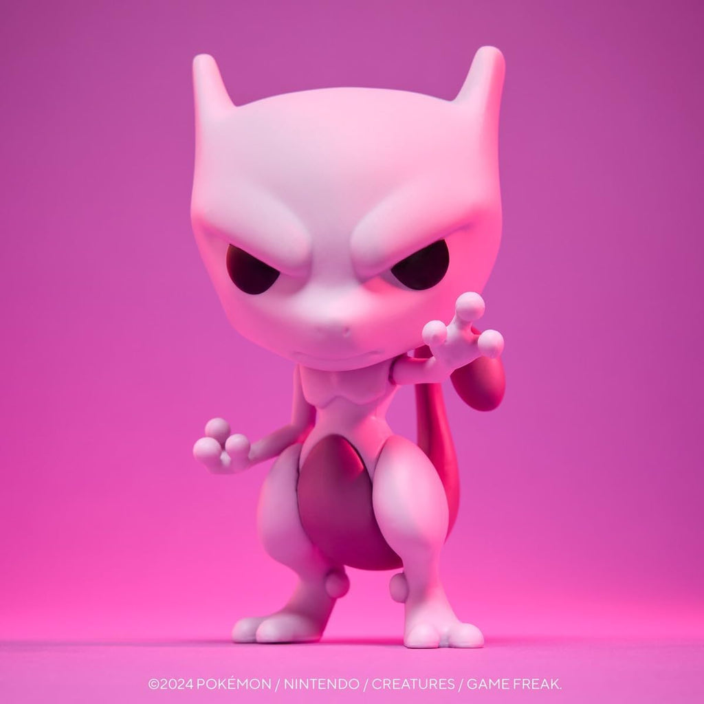 Funko POP! Games: Pokemon - Mewtwo | Official Merch - Collectable Vinyl Figurine for Shelf Display - Birthday Gift Idea for Fans and Collectors