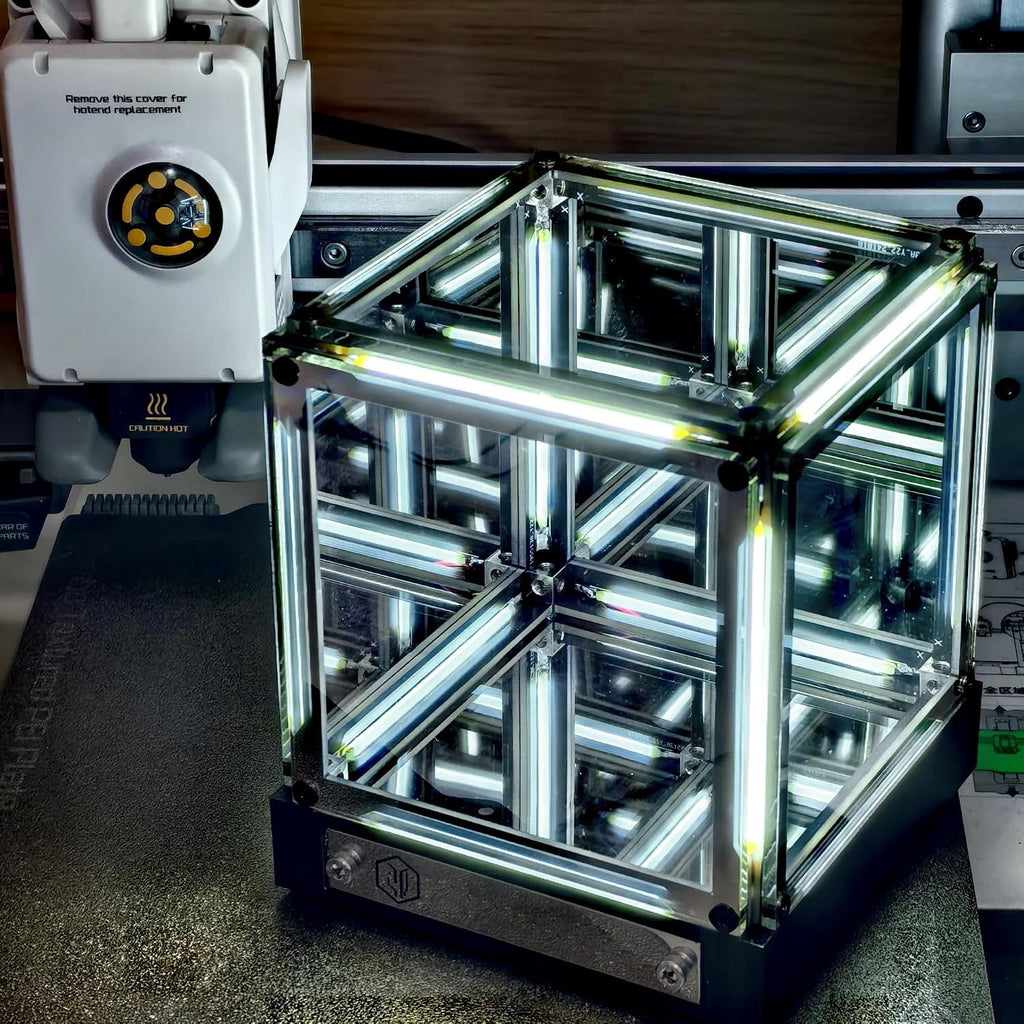 LONYIABBI 4D Mirror Cube Lamp – 2 Colors