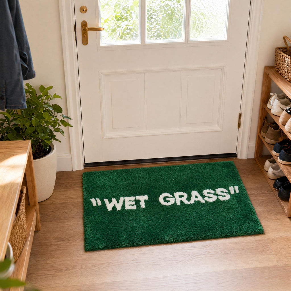 Graduation Bear Rug - Hypebeast Room Decor, Ultra-Soft Hypebeast Rugs with TPR Non-Slip Backing, Trendy Cloud-Like Plush Cute Carpet, Cool Rugs for Bedroom & Man Cave (28"x28") - Flex Gamingproduct_type