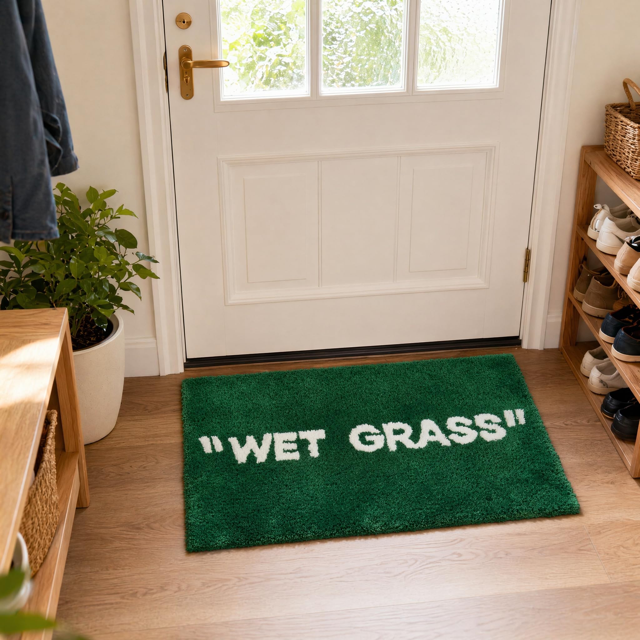 Graduation Bear Rug - Hypebeast Room Decor, Ultra-Soft Hypebeast Rugs with TPR Non-Slip Backing, Trendy Cloud-Like Plush Cute Carpet, Cool Rugs for Bedroom & Man Cave (28"x28") - Flex Gamingproduct_type